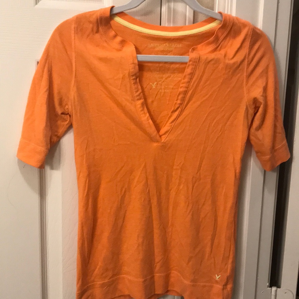 American eagle Henley shirt size S